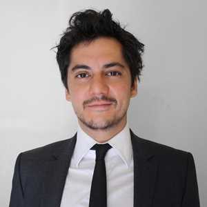 Marc, un avocat en droit international à Paris